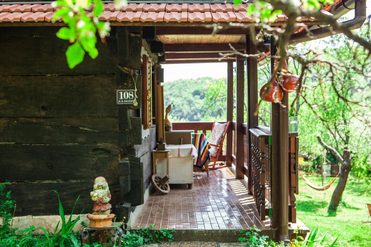 Na Okic - A Private Forest Oasis Sveti Martin pod Okicem ภายนอก รูปภาพ