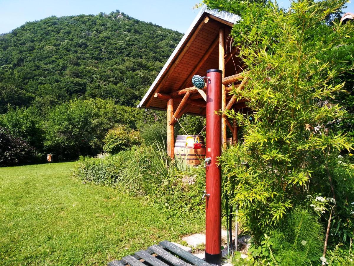 Na Okic - A Private Forest Oasis Sveti Martin pod Okicem ภายนอก รูปภาพ