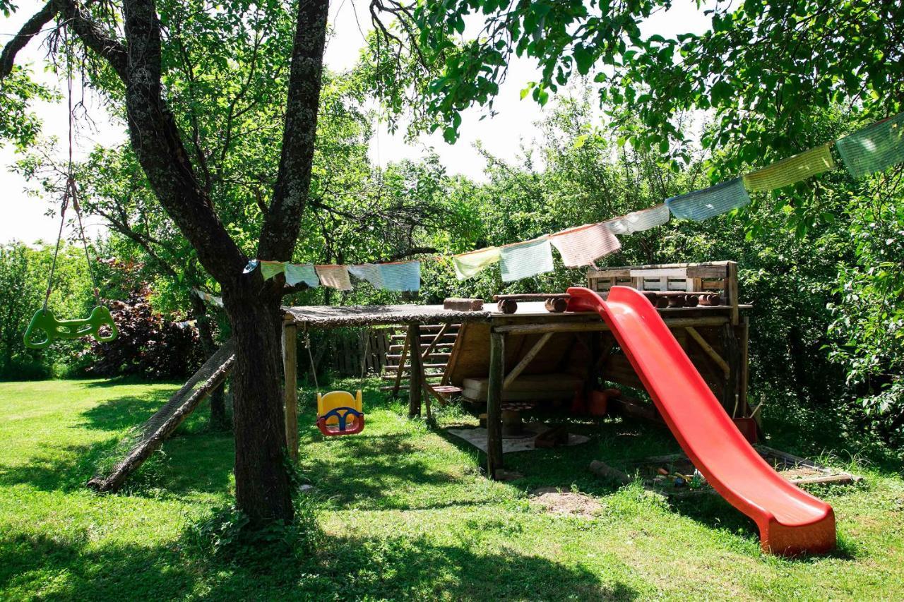 Na Okic - A Private Forest Oasis Sveti Martin pod Okicem ภายนอก รูปภาพ