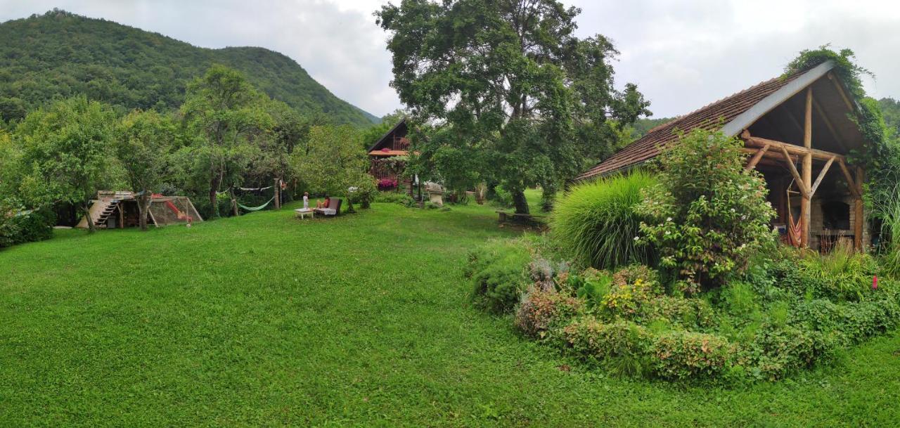 Na Okic - A Private Forest Oasis Sveti Martin pod Okicem ภายนอก รูปภาพ
